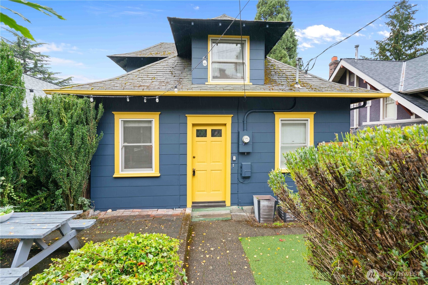 1824 8th Avenue W