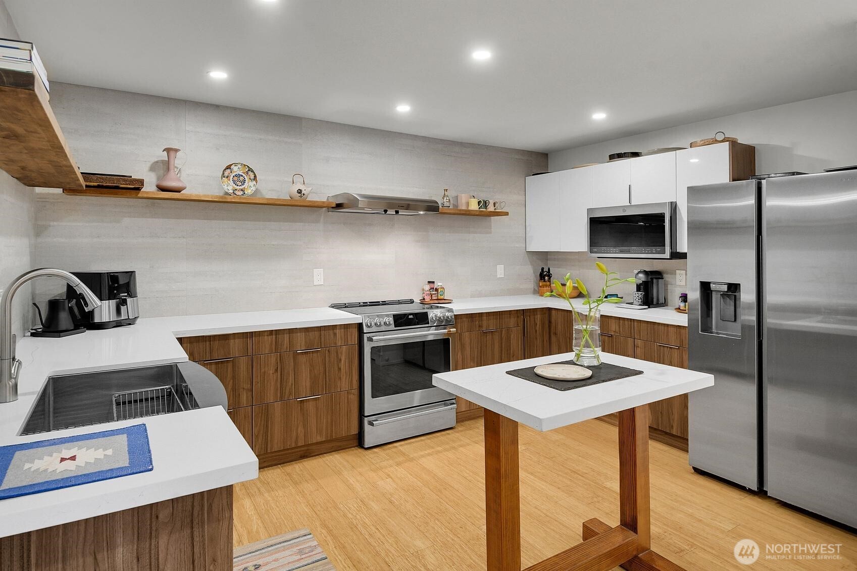 1001 2nd Avenue W Unit: 103