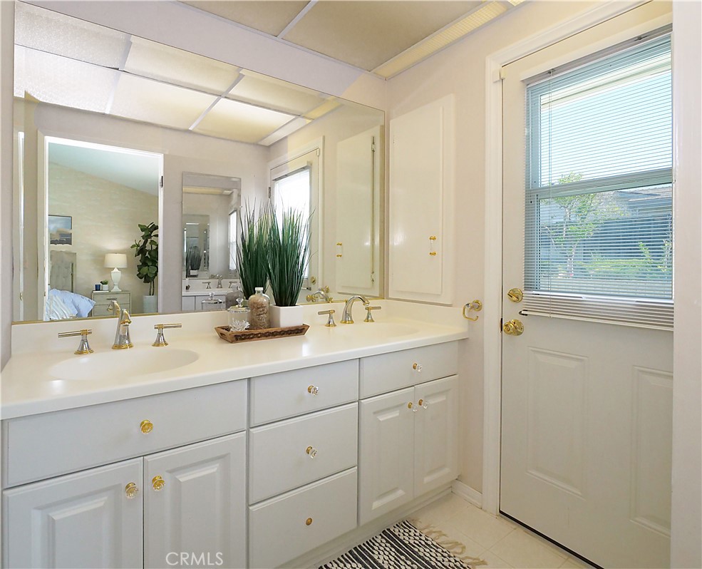 28620 Golden Meadow Drive
