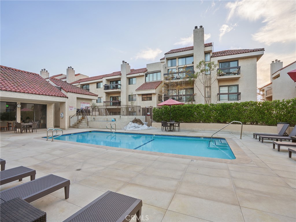 8180 Manitoba Street 302