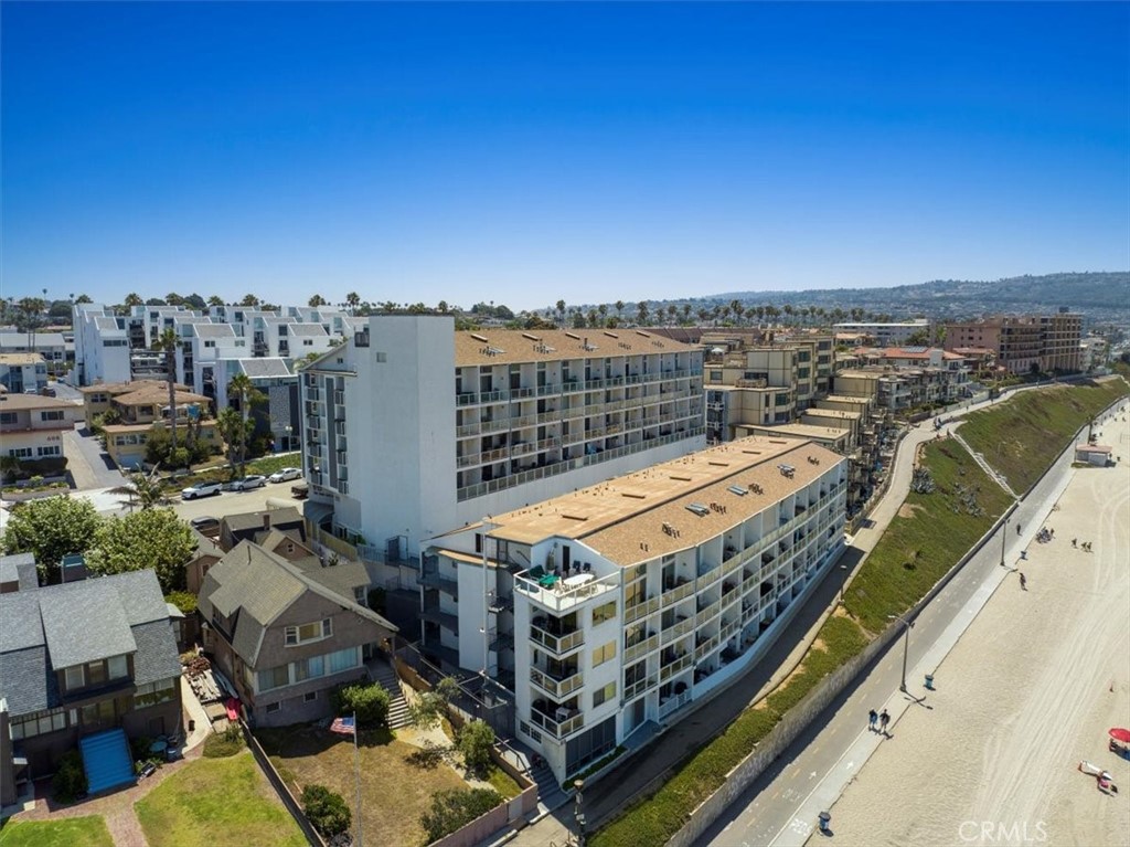 615 Esplanade 504