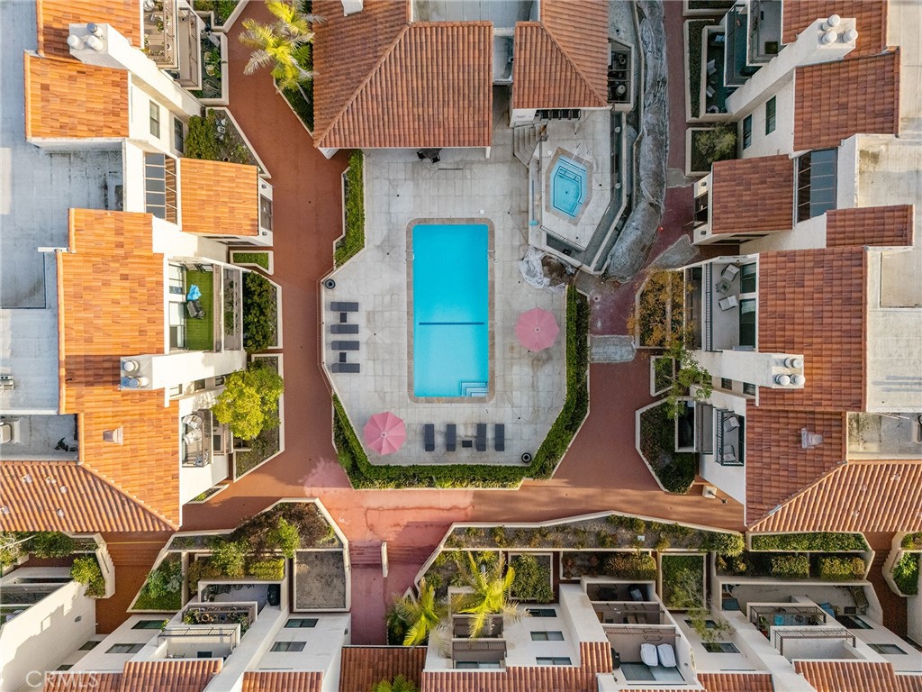 8180 Manitoba Street 302