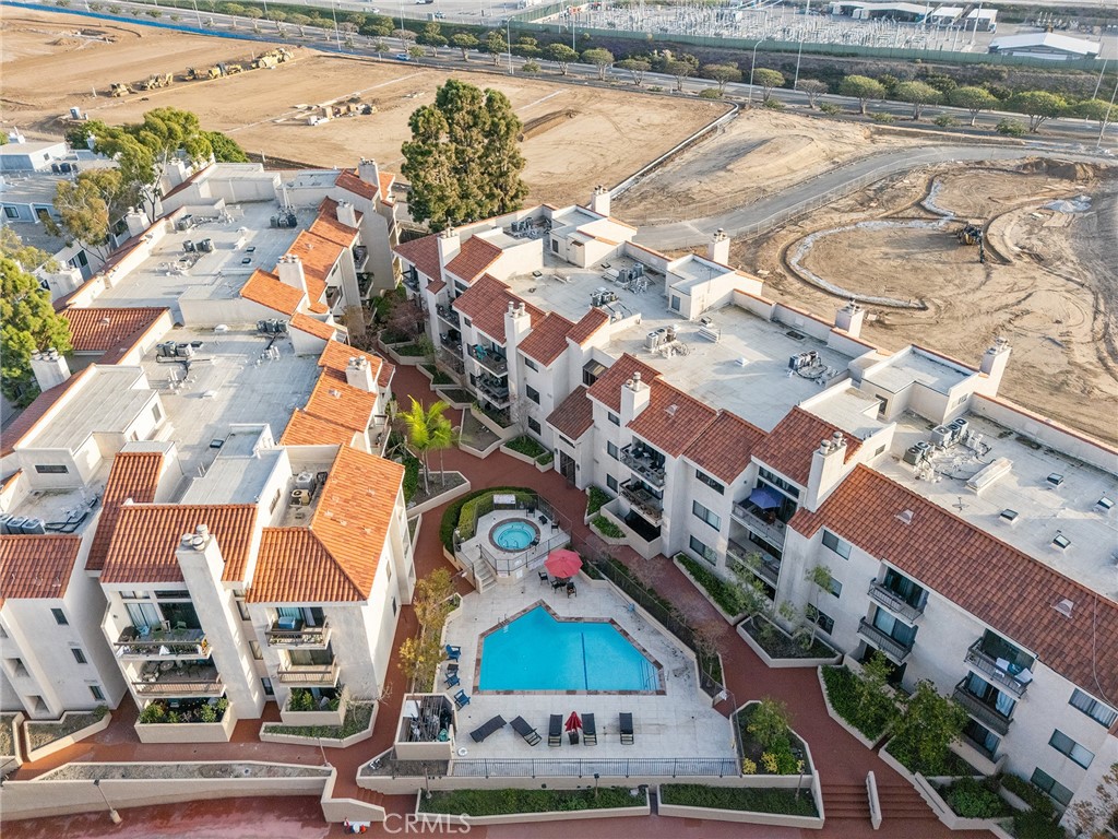 8180 Manitoba Street 302