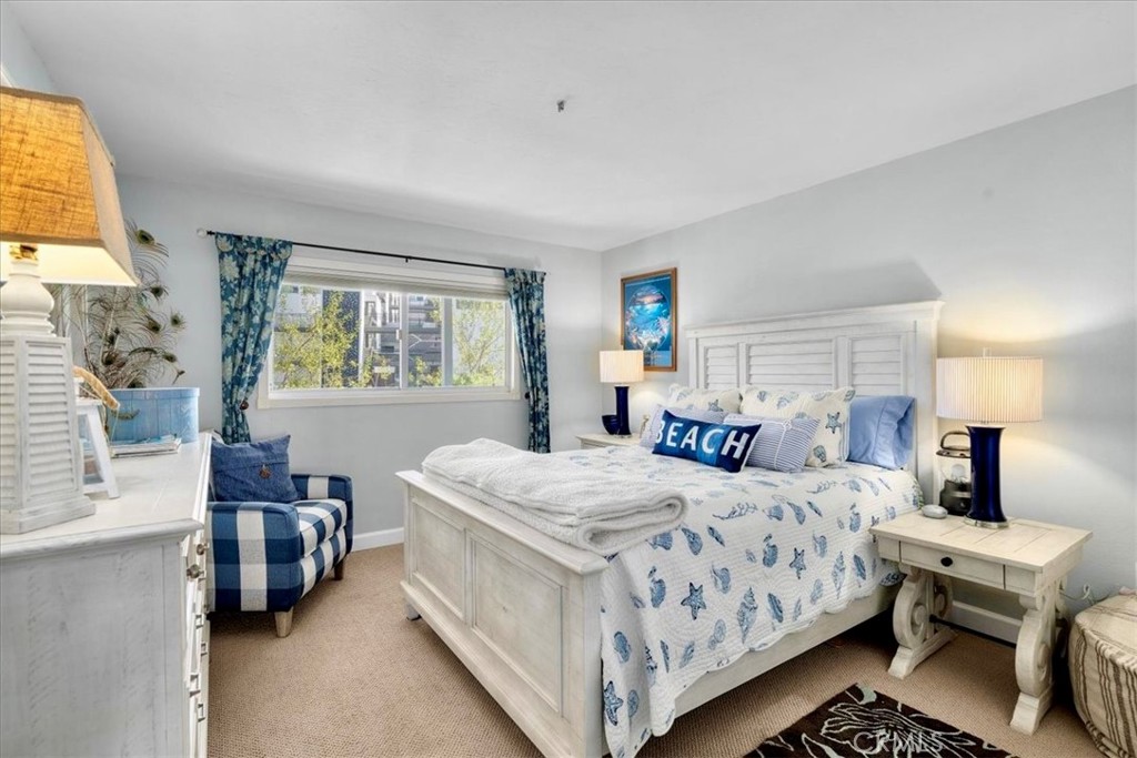 615 Esplanade 504