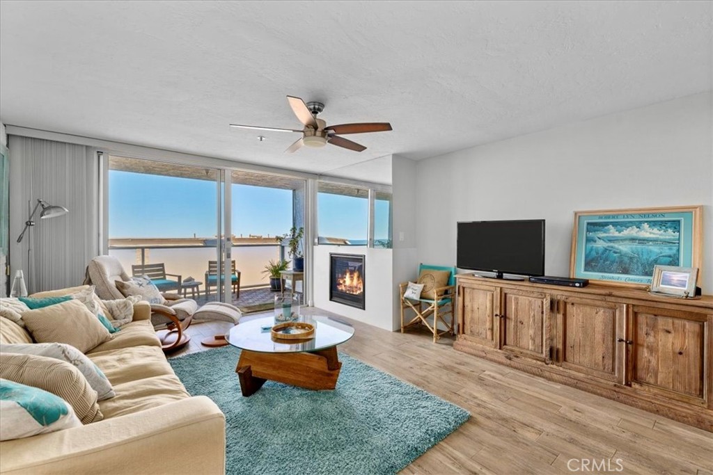 615 Esplanade 504