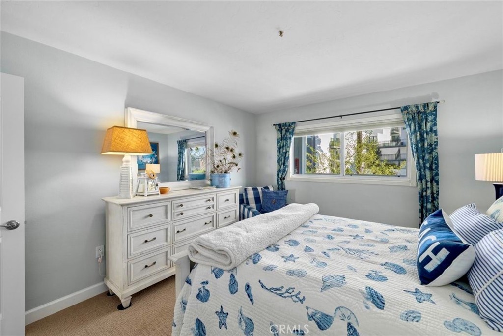 615 Esplanade 504