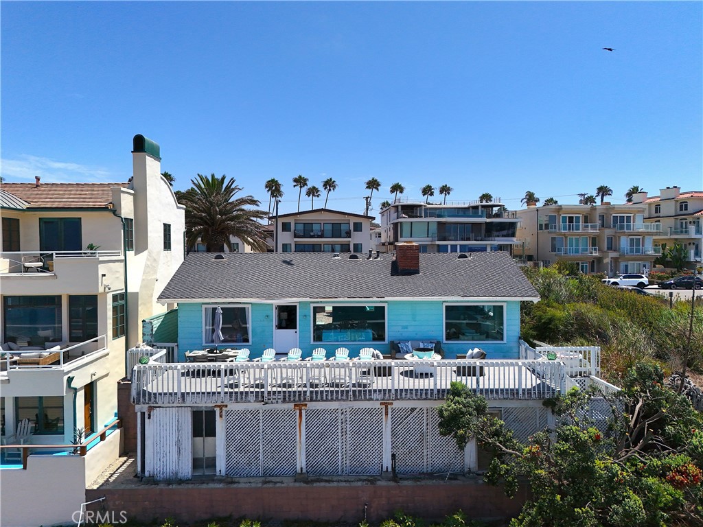 809 Esplanade