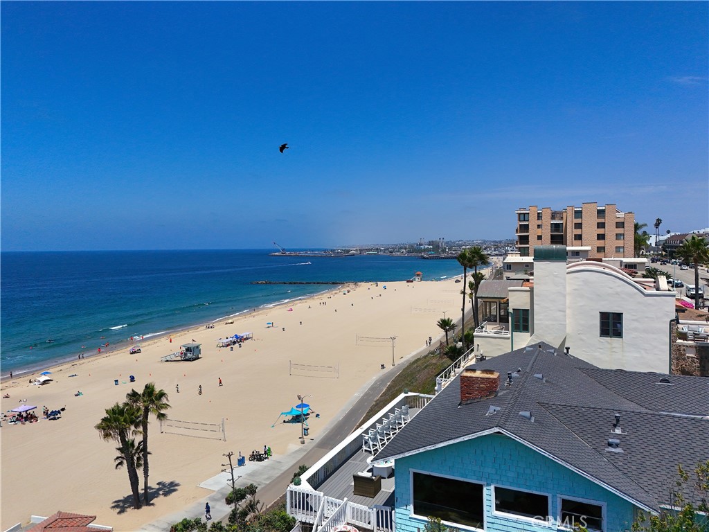 809 Esplanade