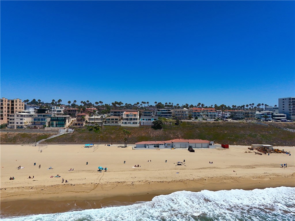 809 Esplanade