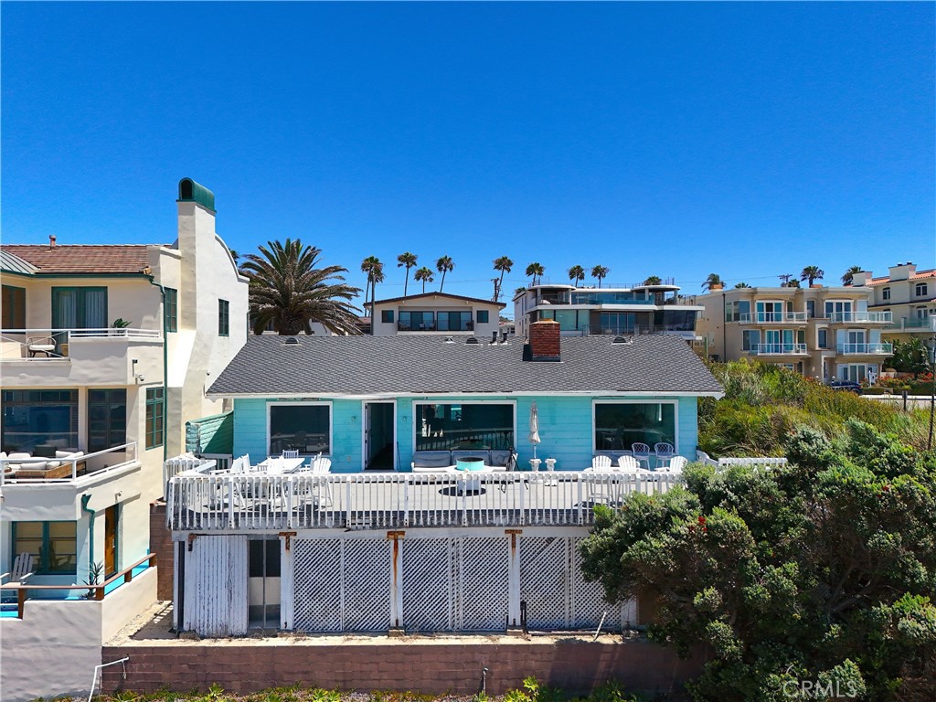 809 Esplanade