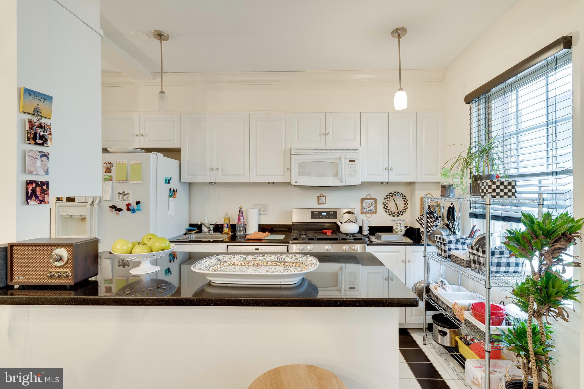 1026 16th St NW #405