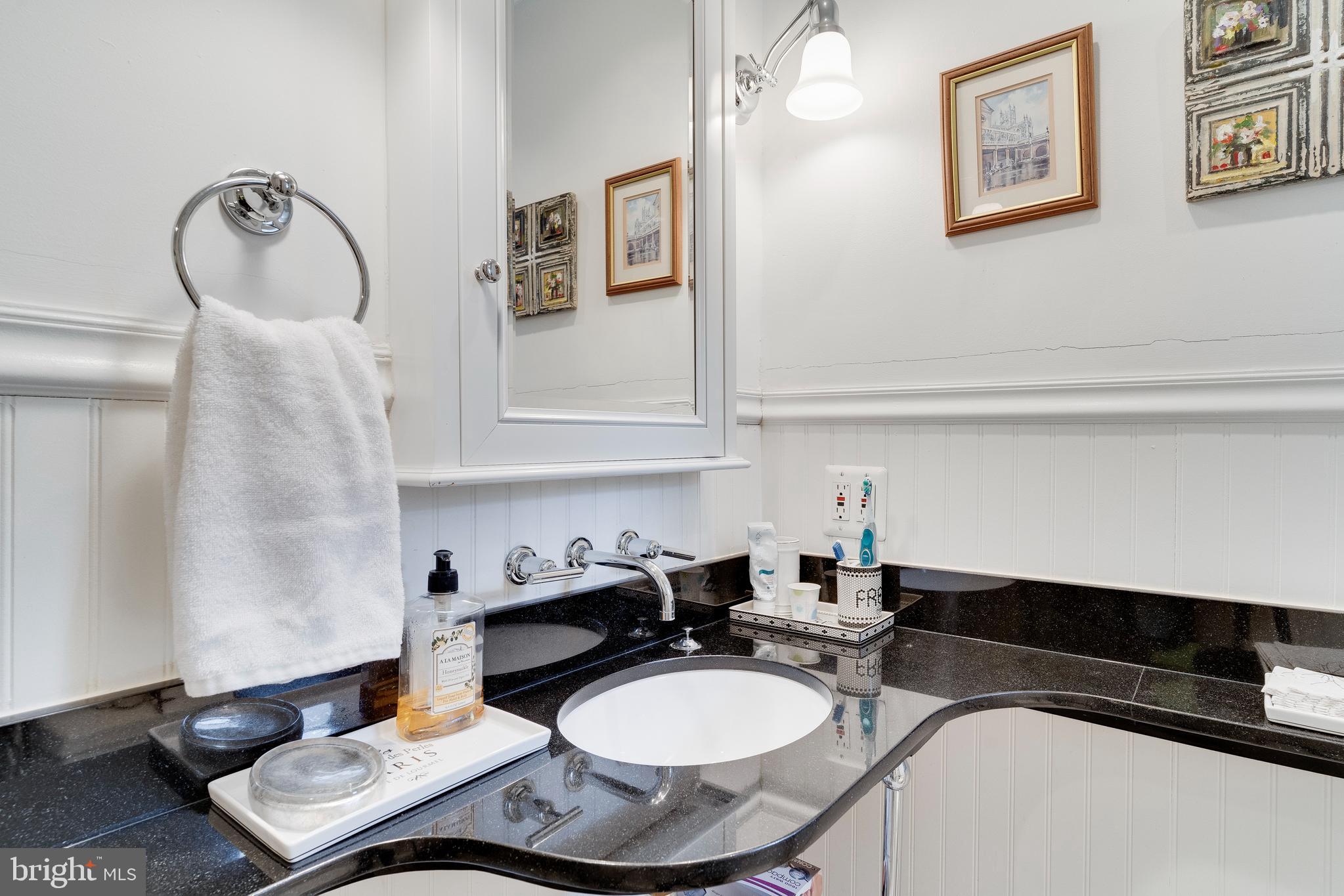 1026 16th St NW #405