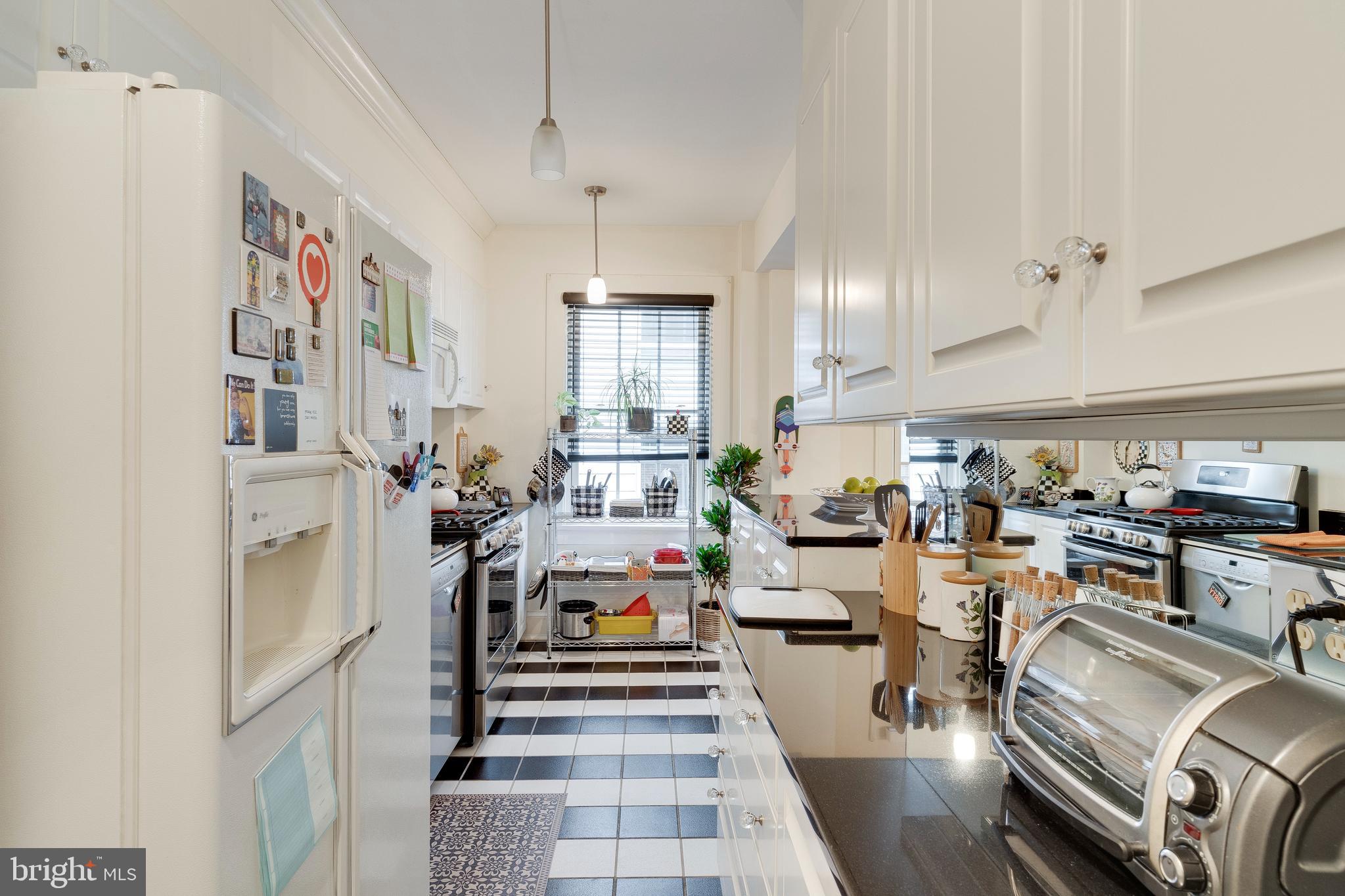 1026 16th St NW #405