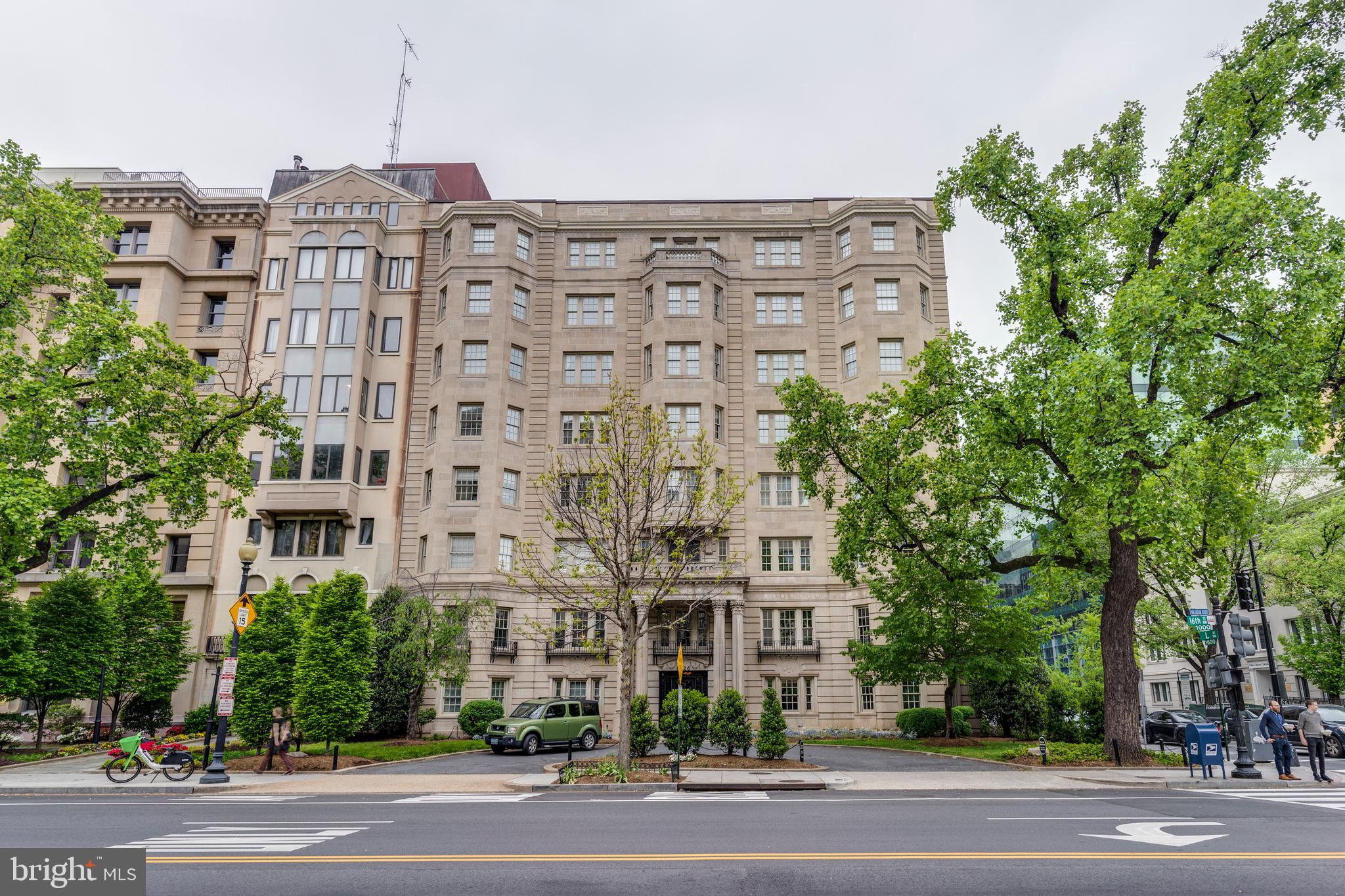 1026 16th St NW #405