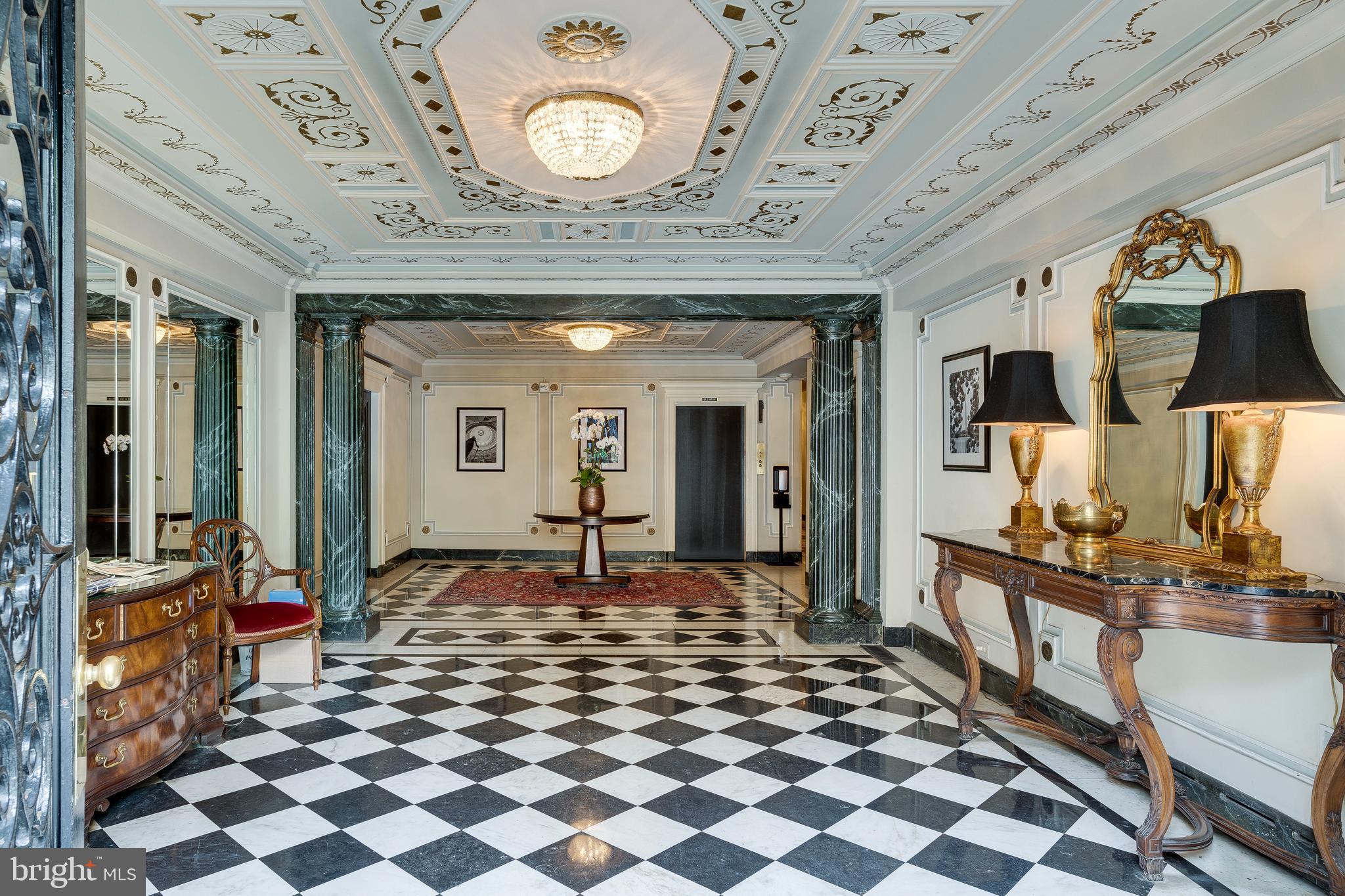 1026 16th St NW #405