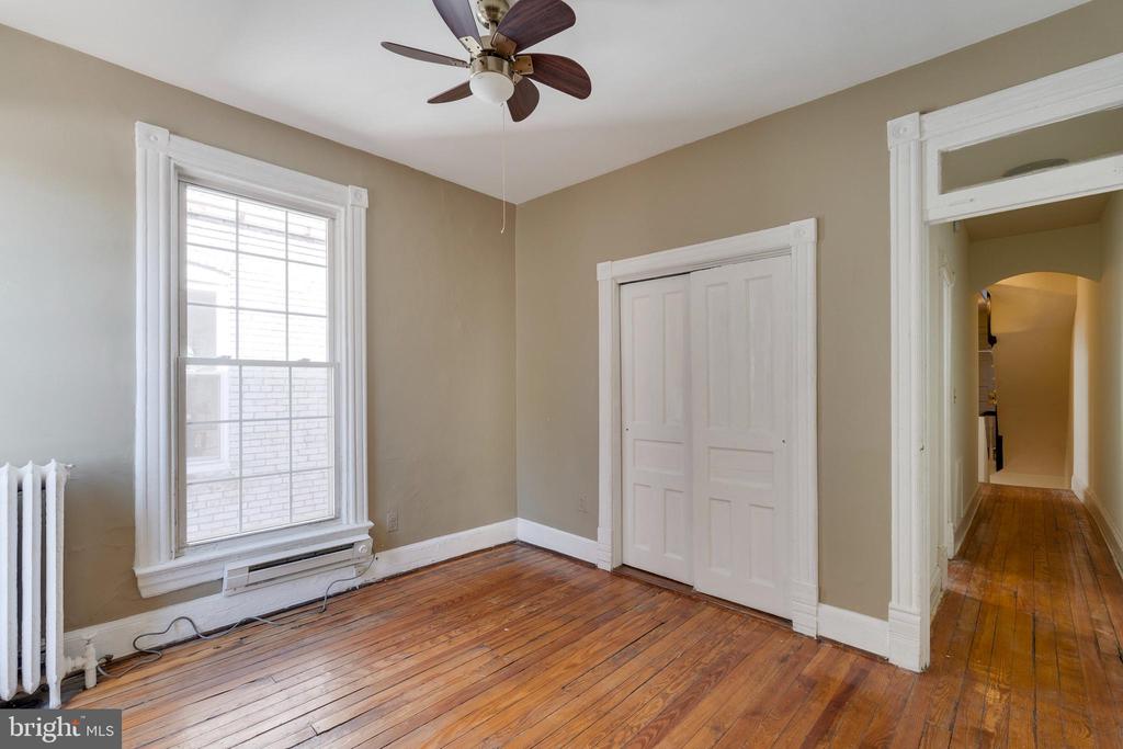 1230 Euclid St NW