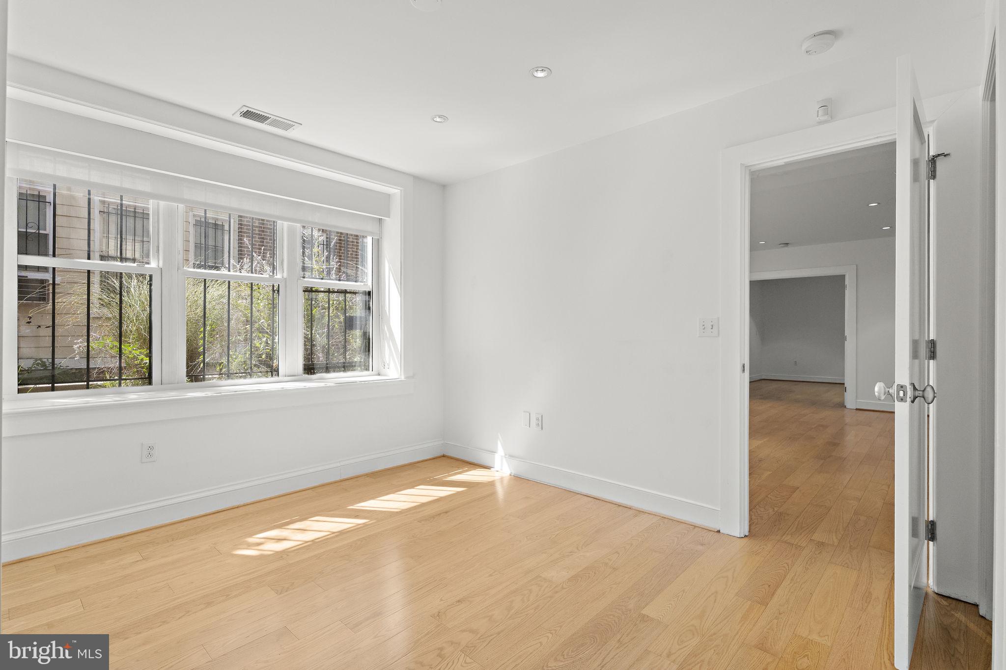 2630 ADAMS MILL ROAD NW T06