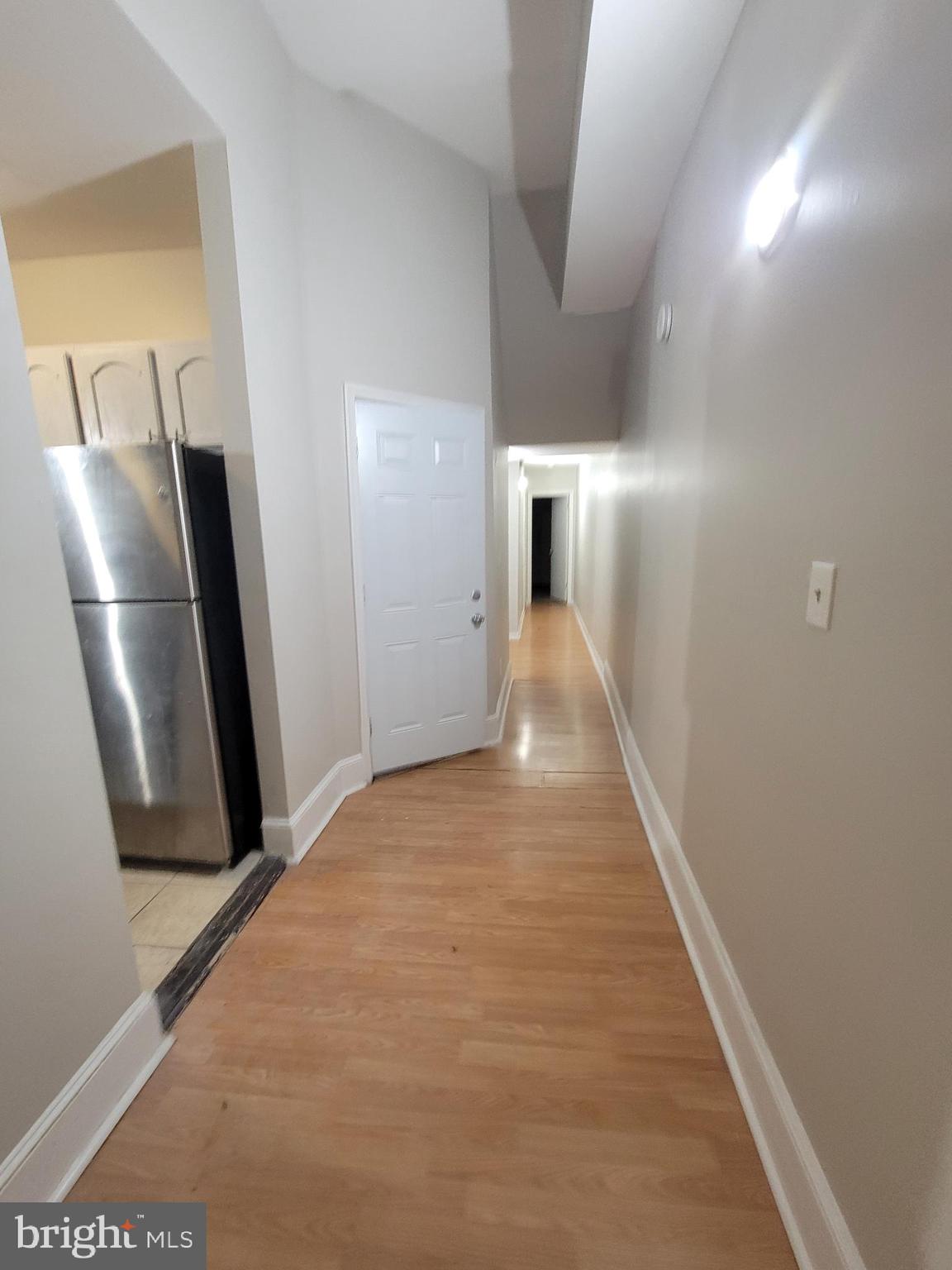 1217 HOLLINS STREET 2