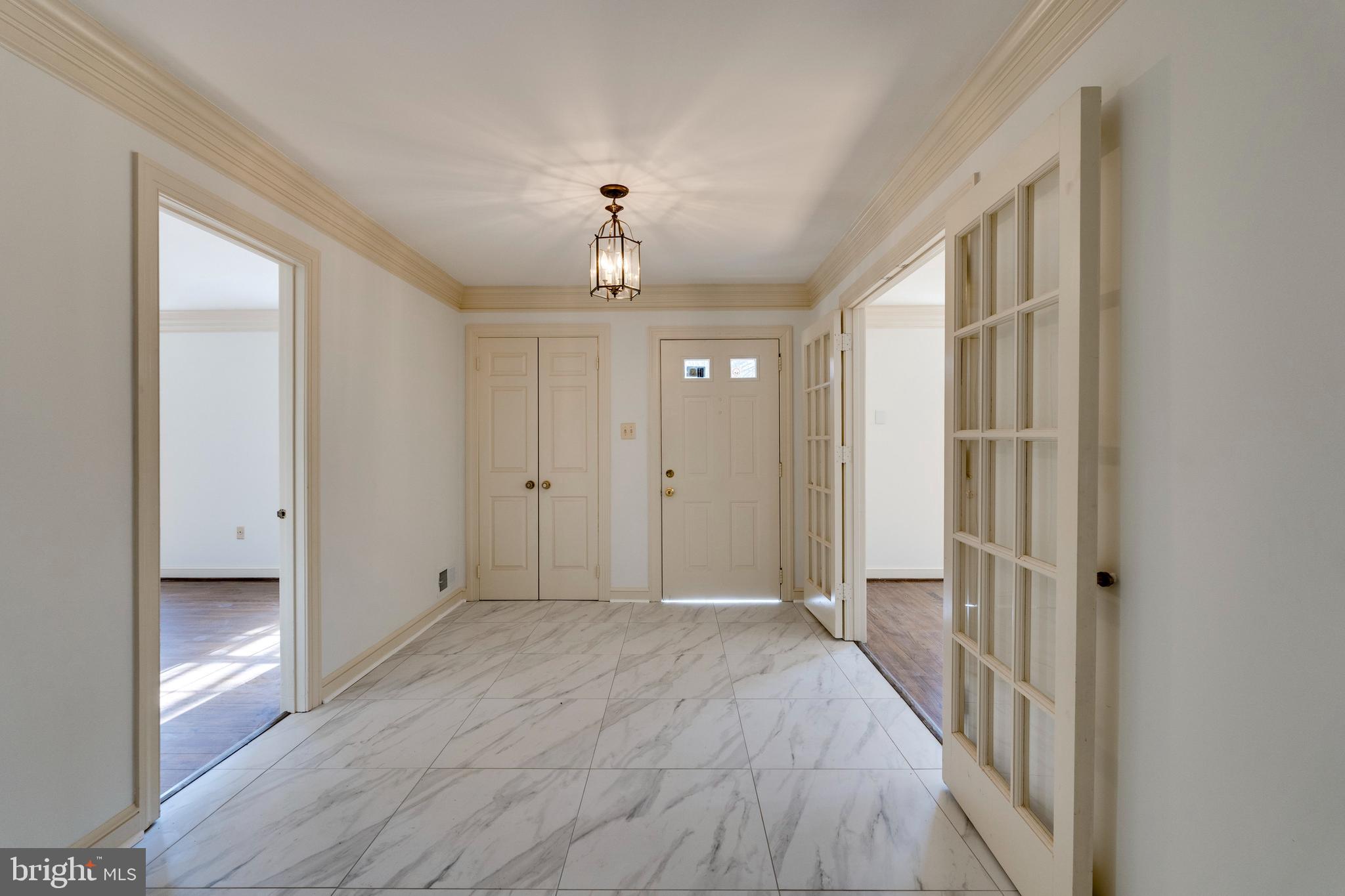 11816 Danville Dr