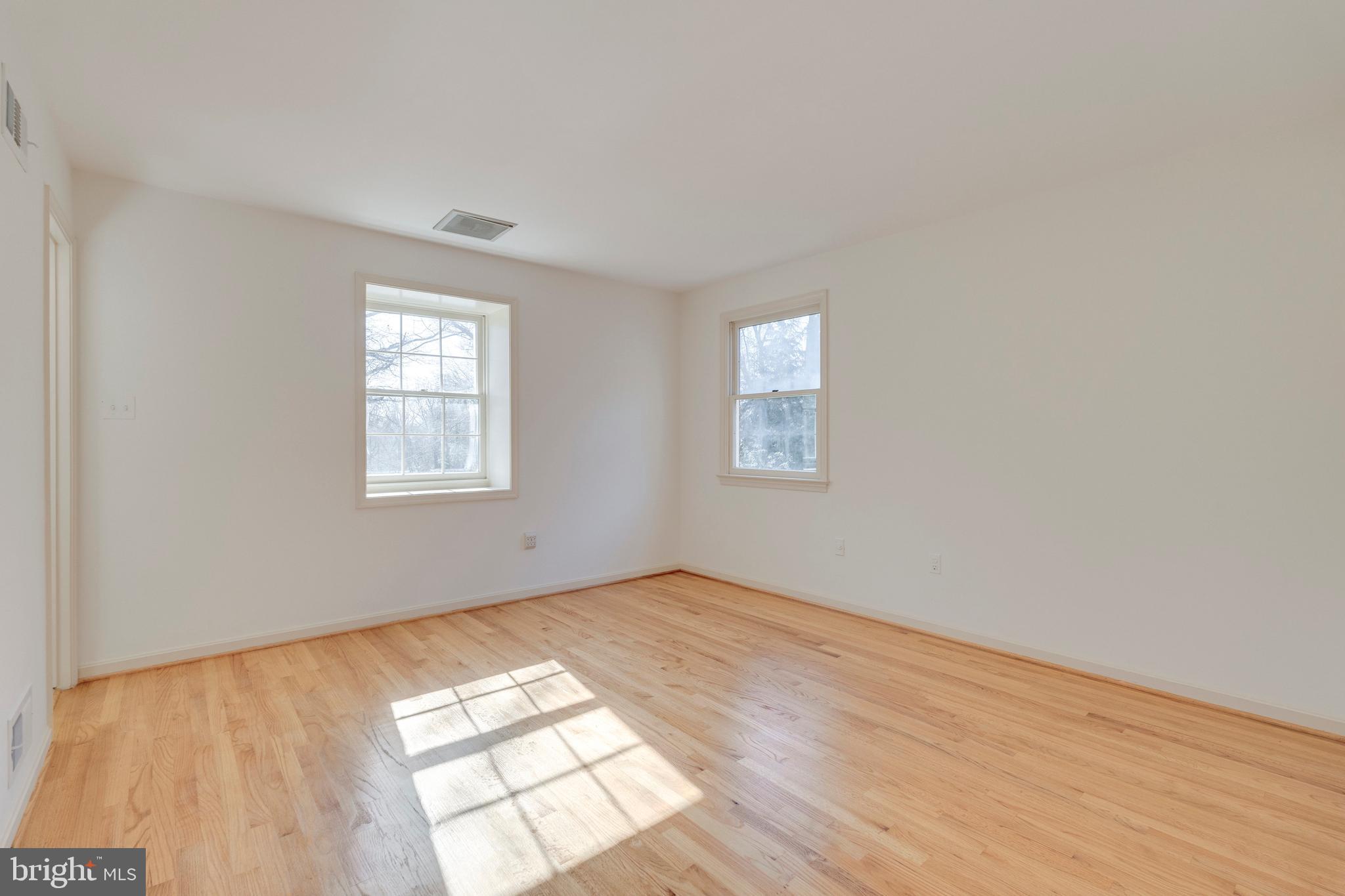 11816 Danville Dr