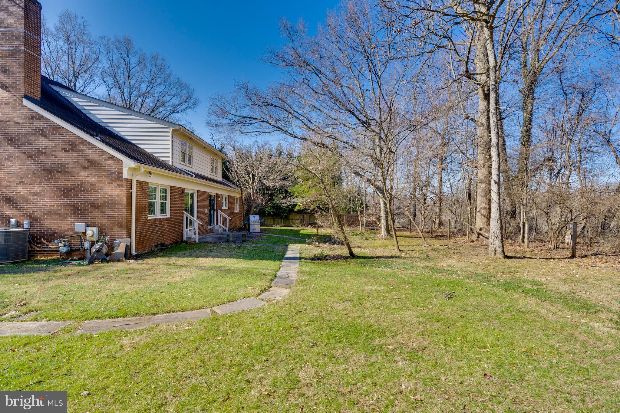 11816 Danville Dr