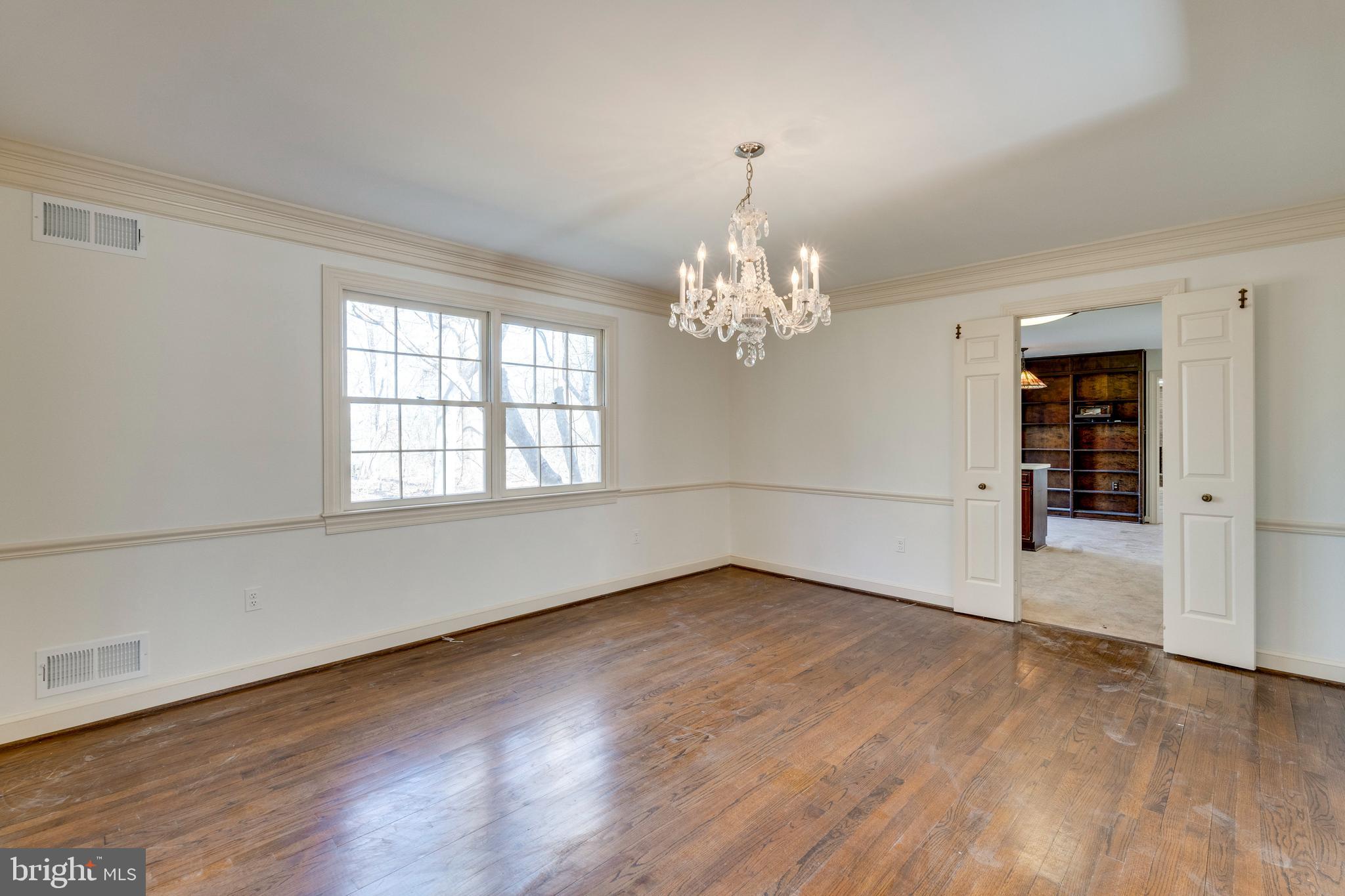 11816 Danville Dr