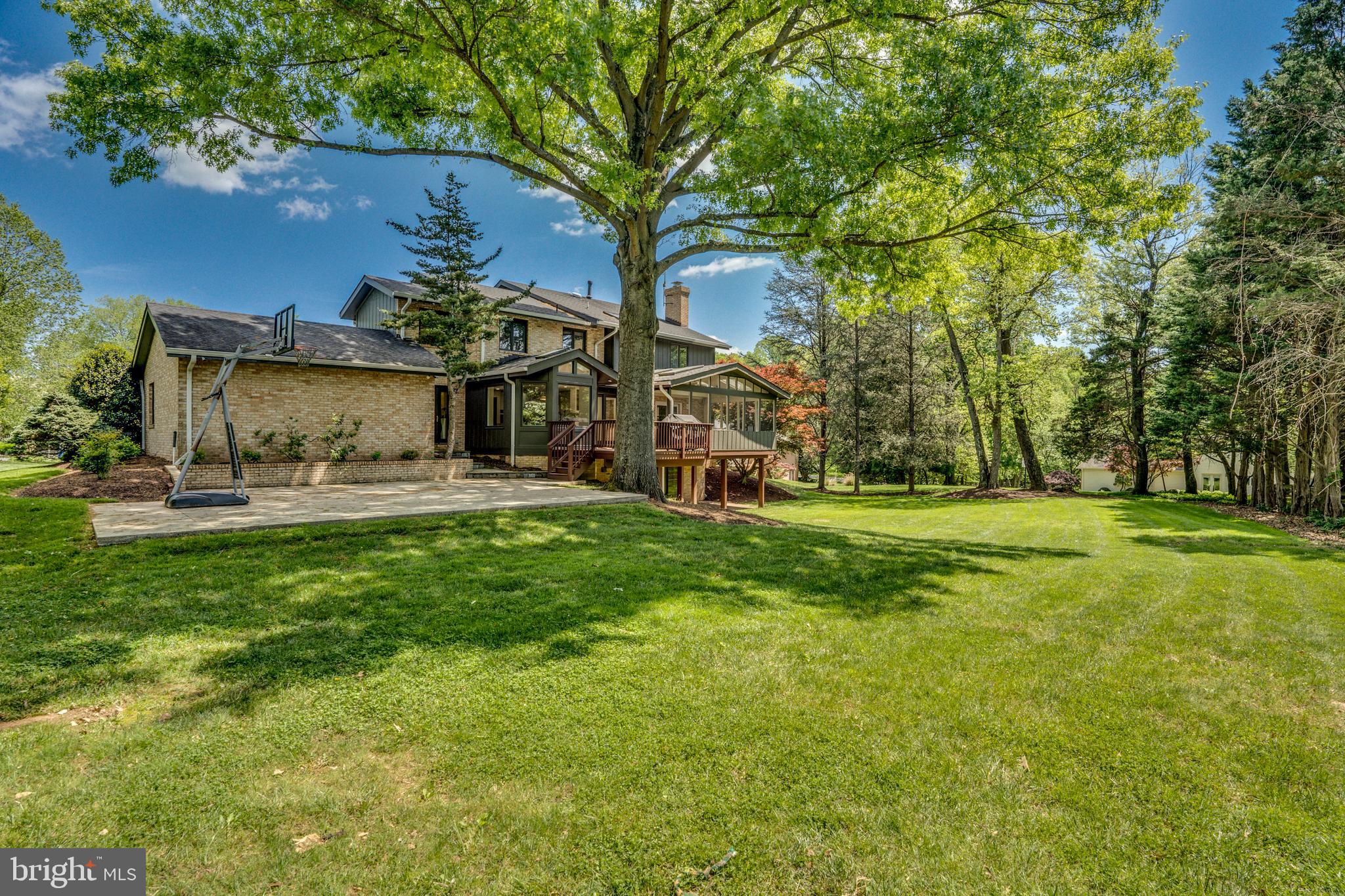 11304 Crossing Glen Ct