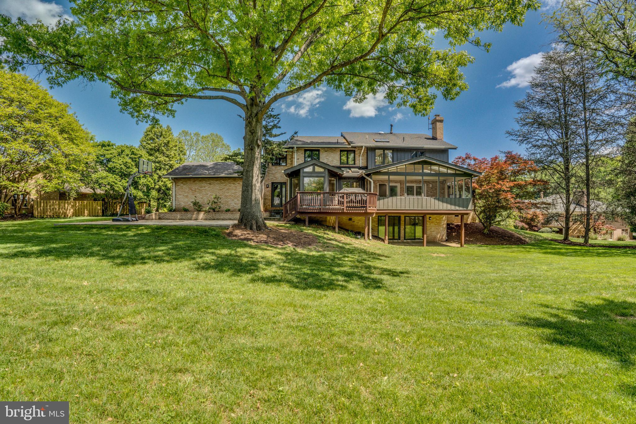 11304 Crossing Glen Ct