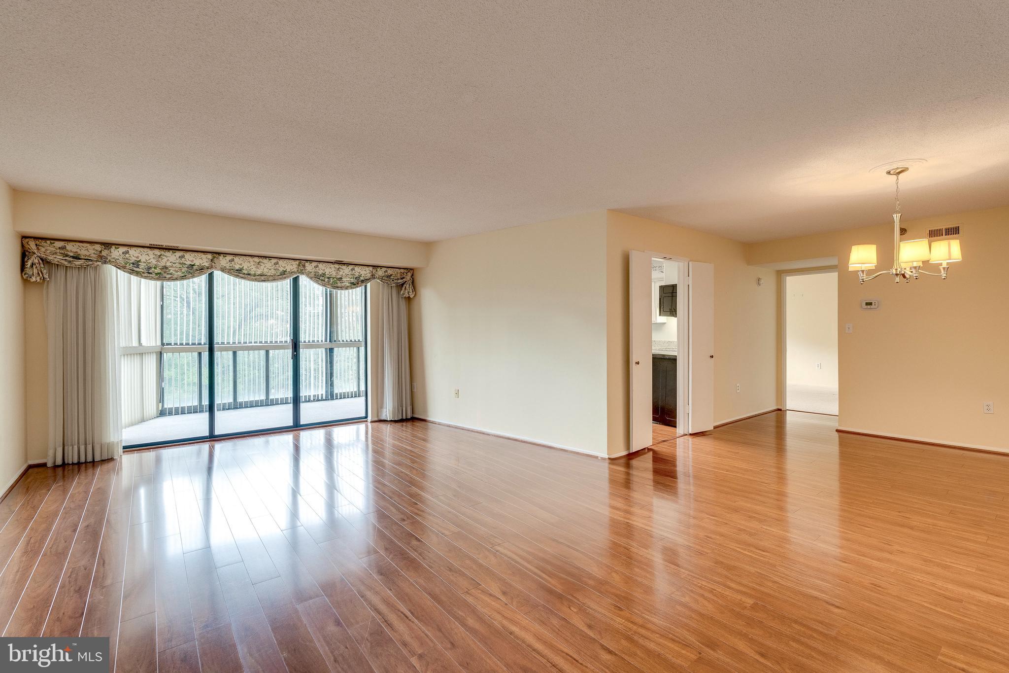 15115 Interlachen Dr #3-714