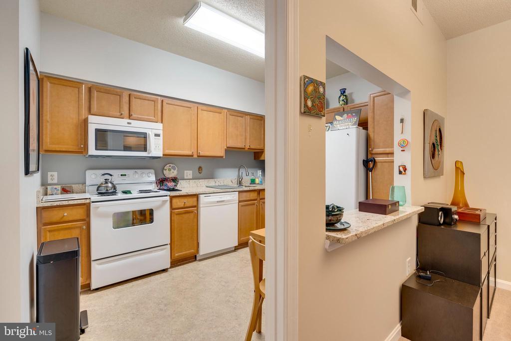 2904 N Leisure World Blvd #410