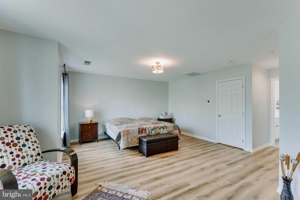 1642 Piccard Dr