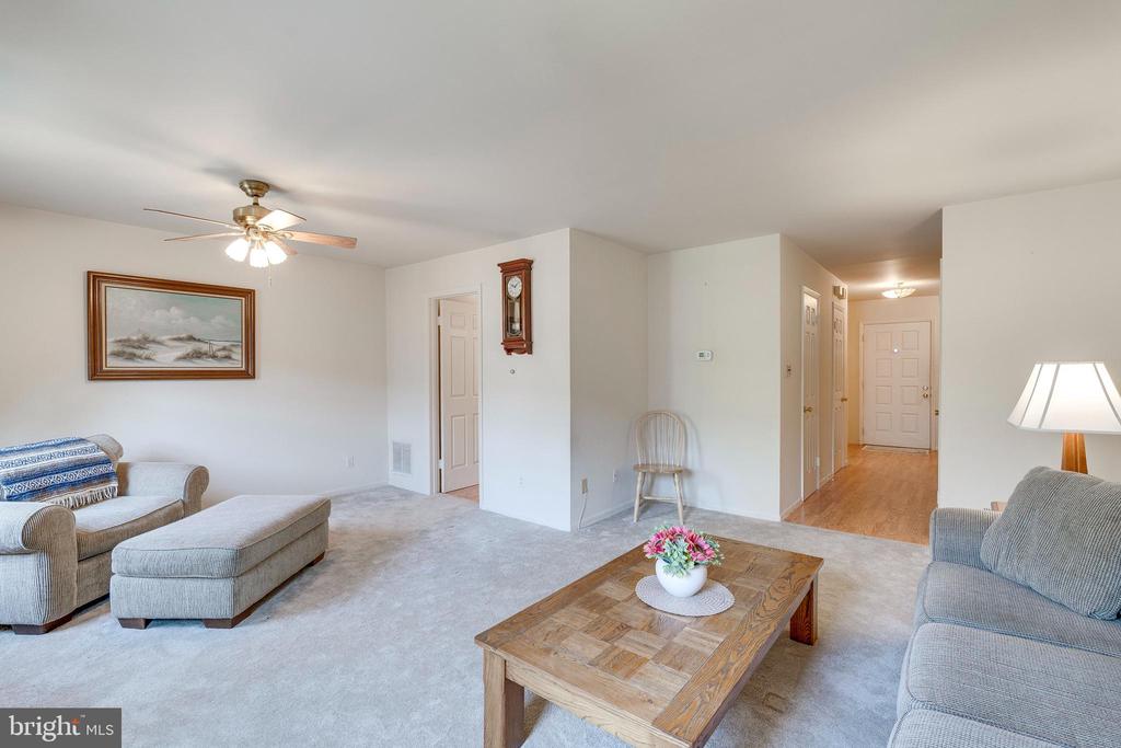 11991 Old Columbia Pike #18