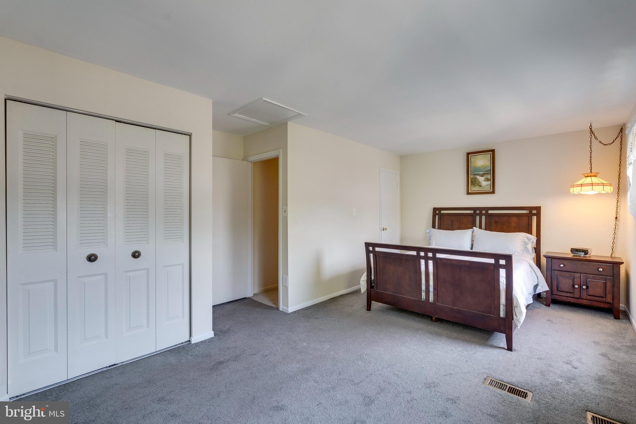 11991 Old Columbia Pike #18