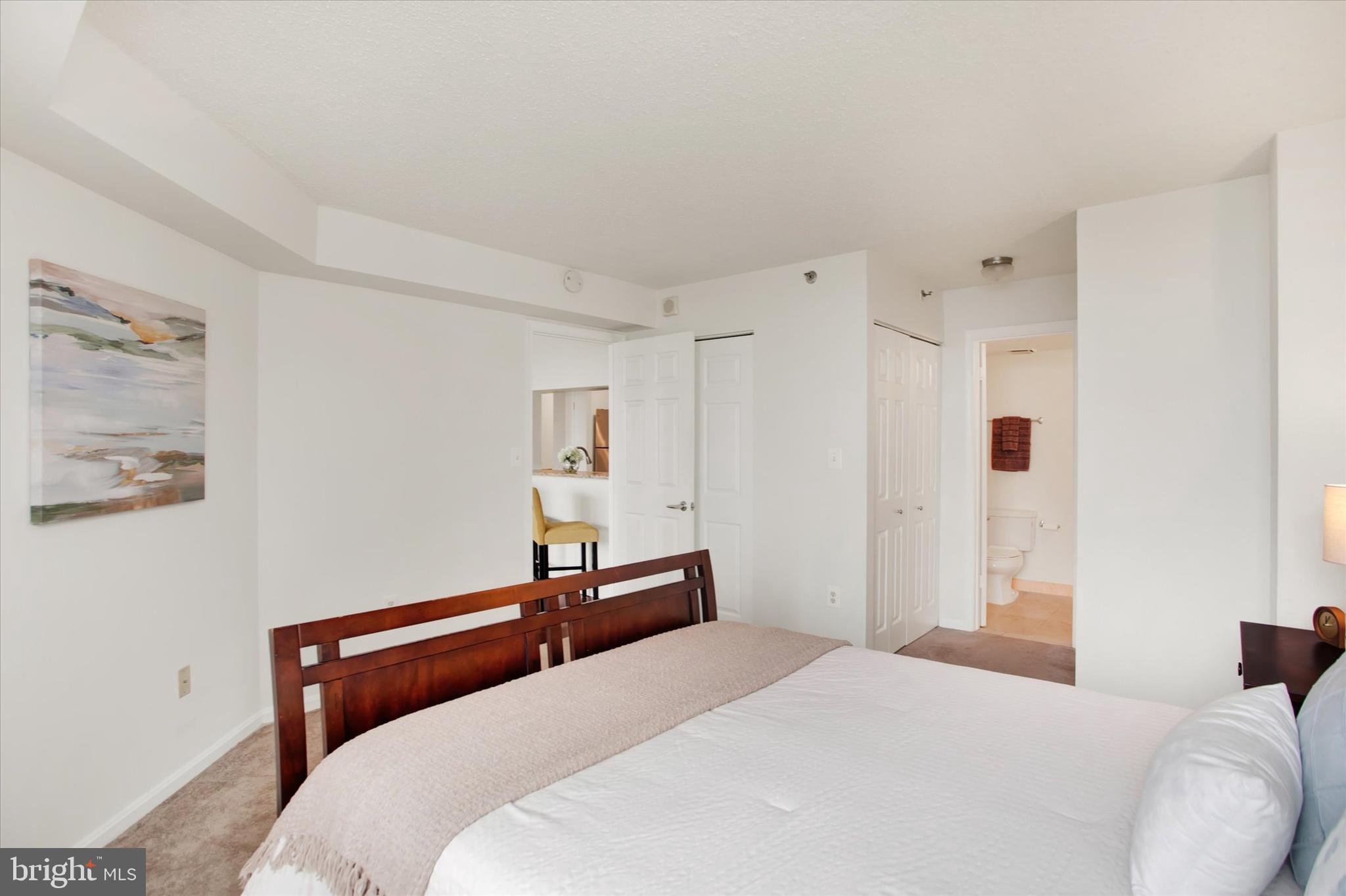 10101 Grosvenor Pl #1915