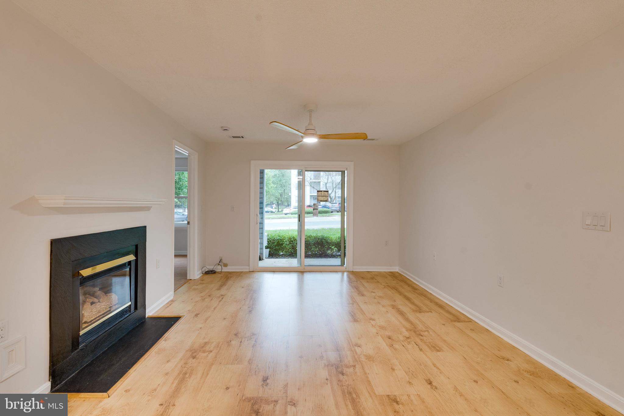 10007 Vanderbilt Cir #3