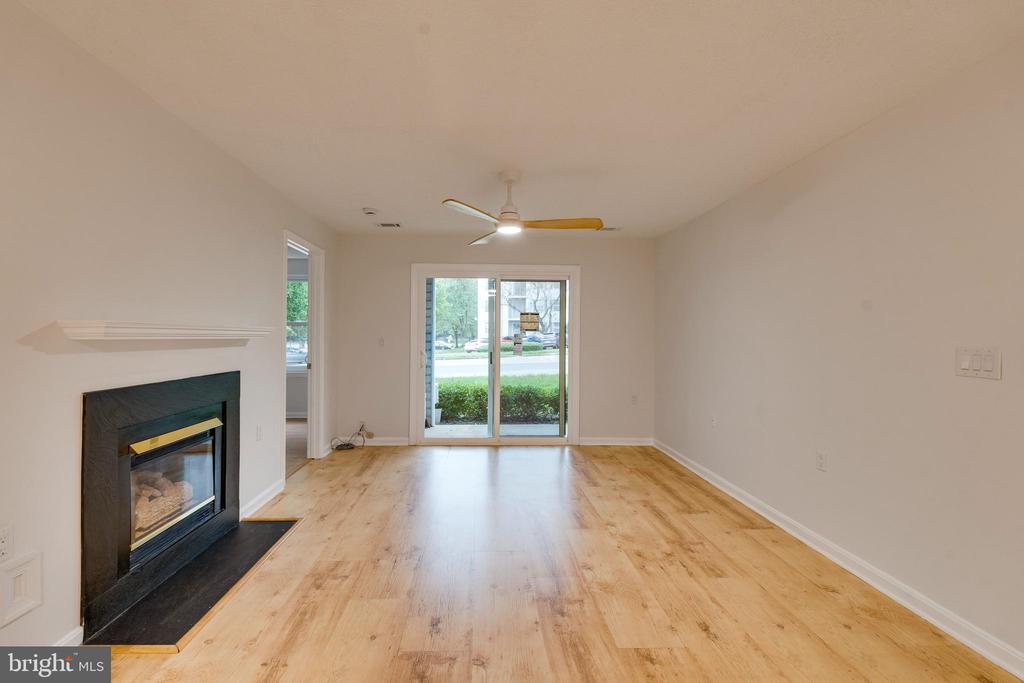 10007 Vanderbilt Cir #3