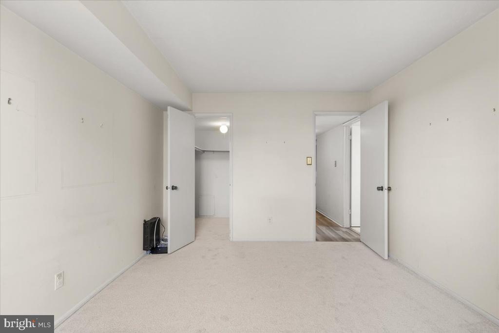 4 Monroe St #4-402