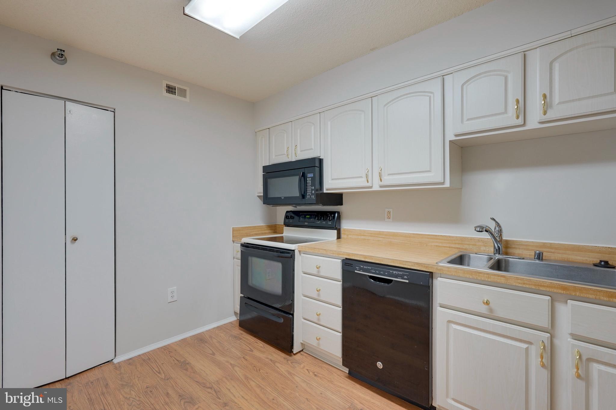 3310 N Leisure World Blvd #420