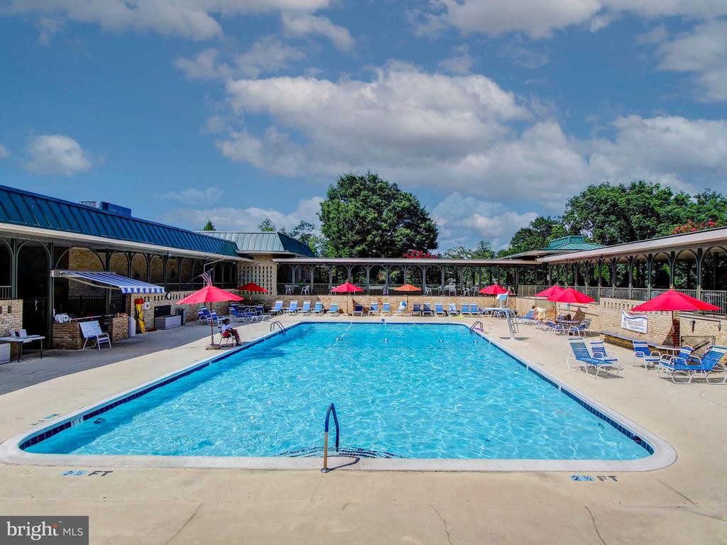 3310 N Leisure World Blvd #420