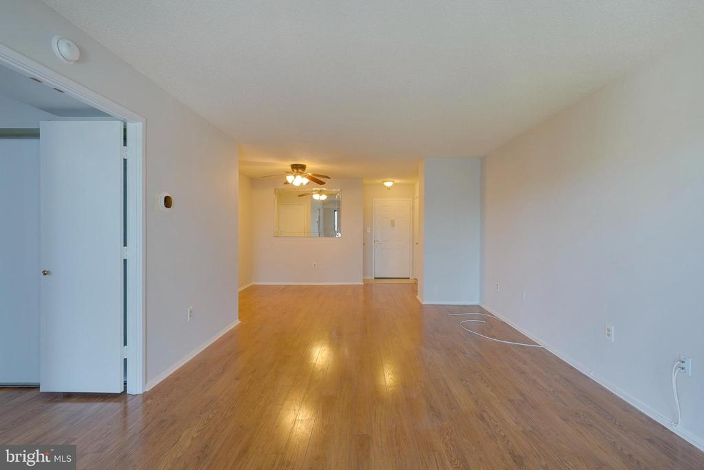 3310 N Leisure World Blvd #420