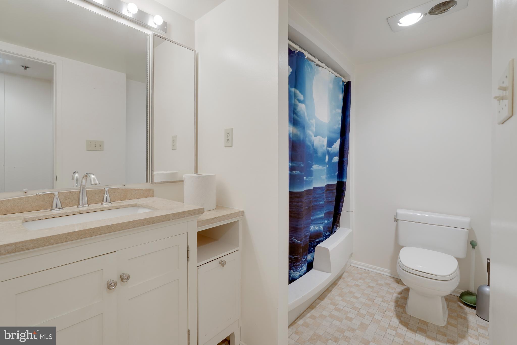 15115 Interlachen Dr #3-516