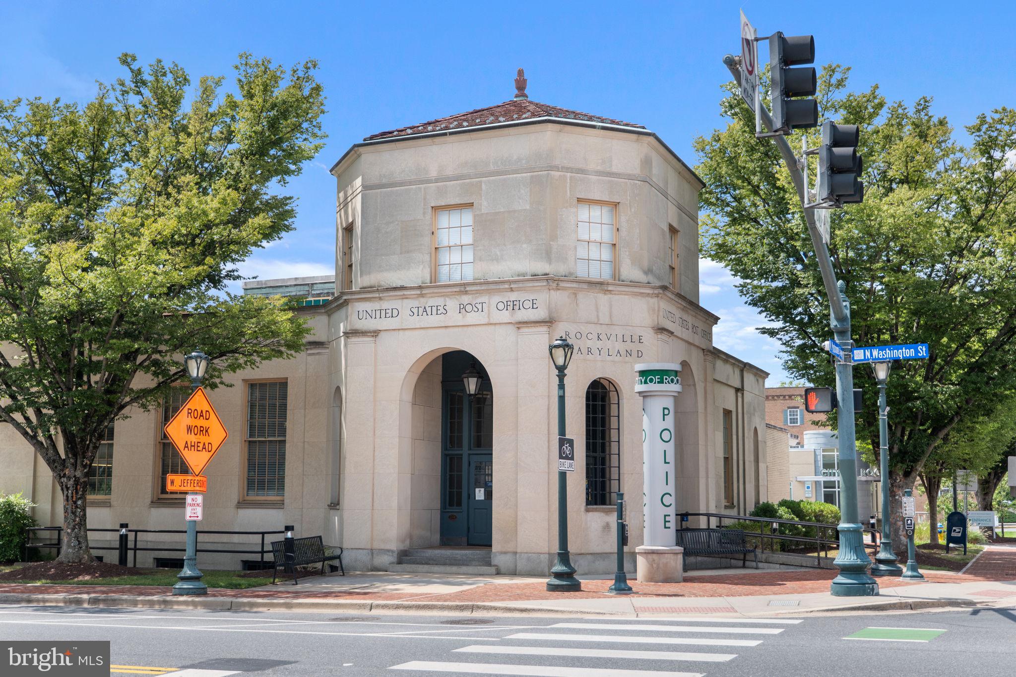 24 Courthouse Sq #24-311