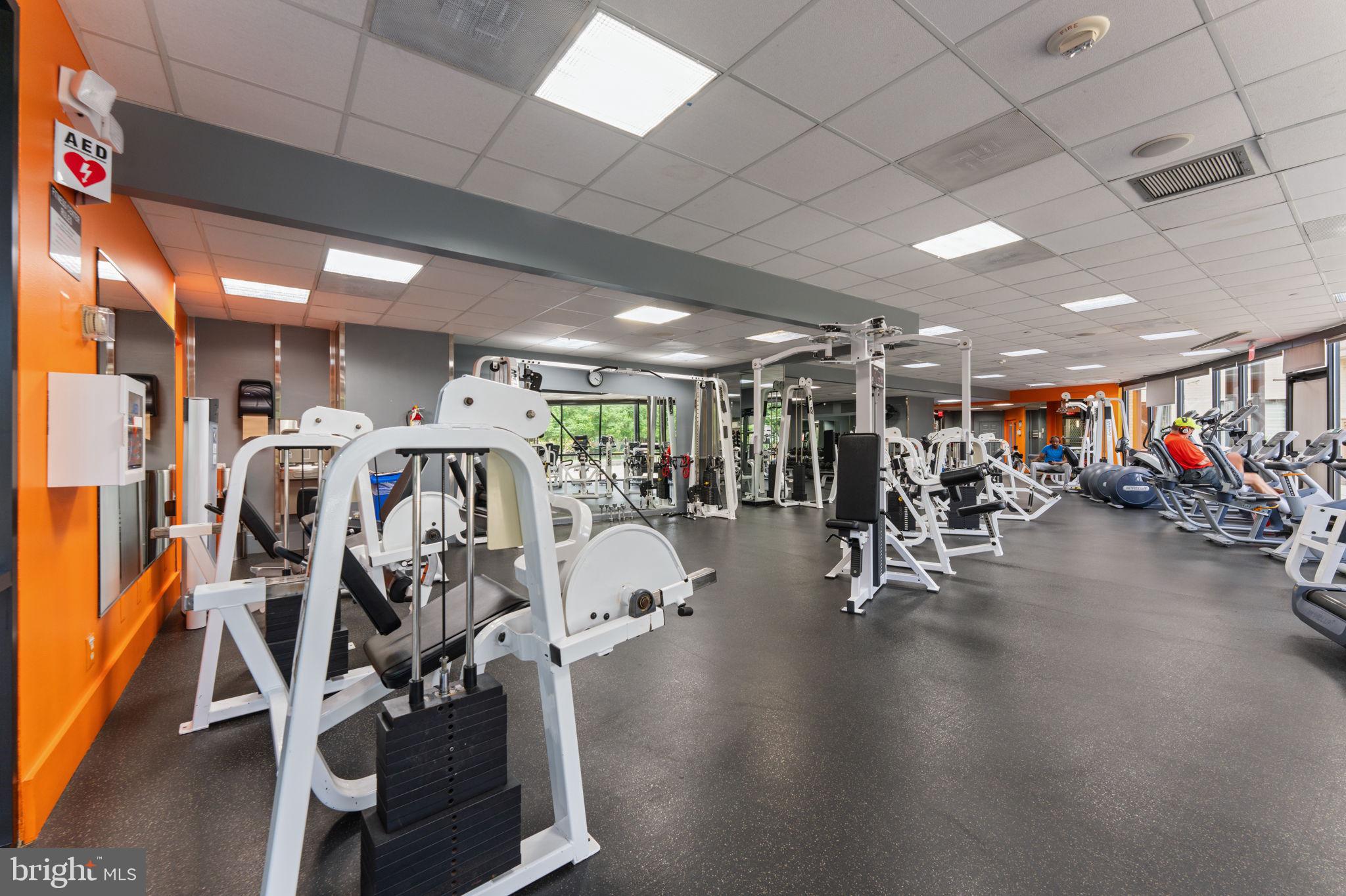 5225 POOKS HILL ROAD 1305N