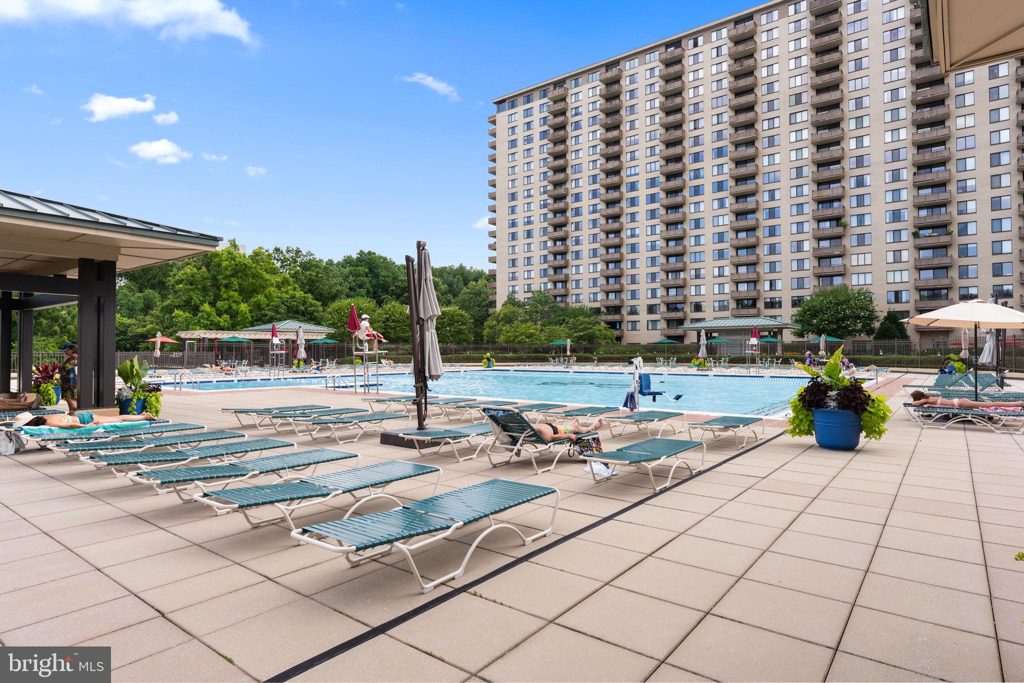 5225 POOKS HILL ROAD 1305N