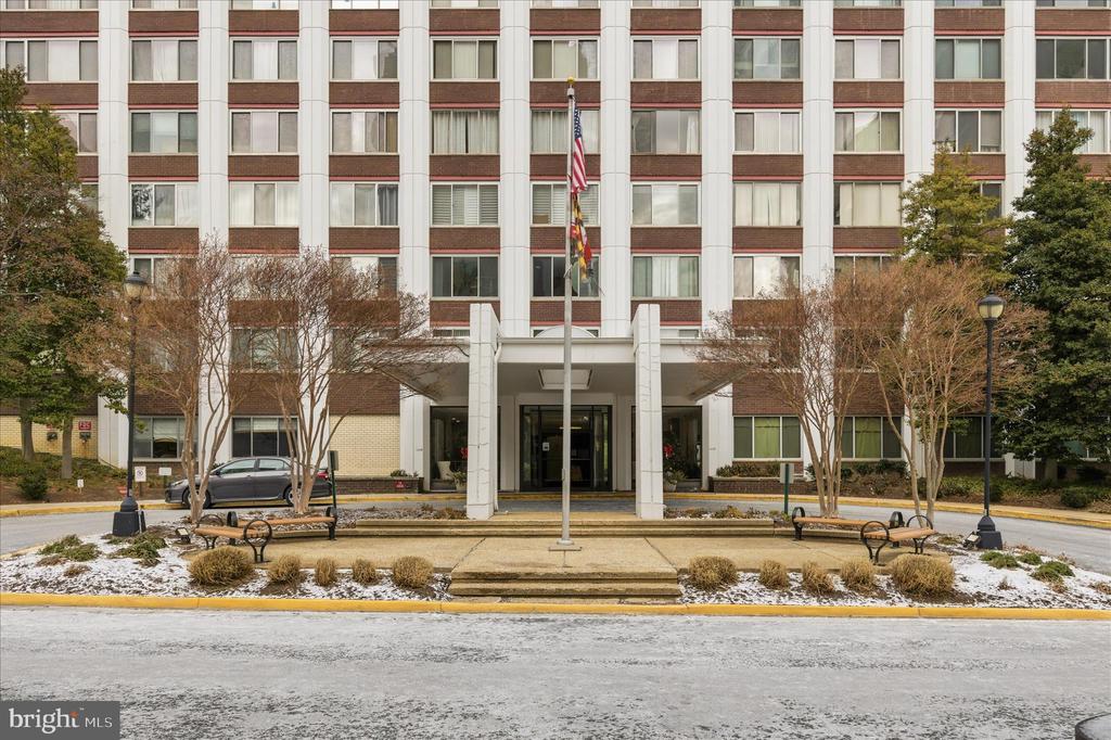 11801 ROCKVILLE PIKE 313