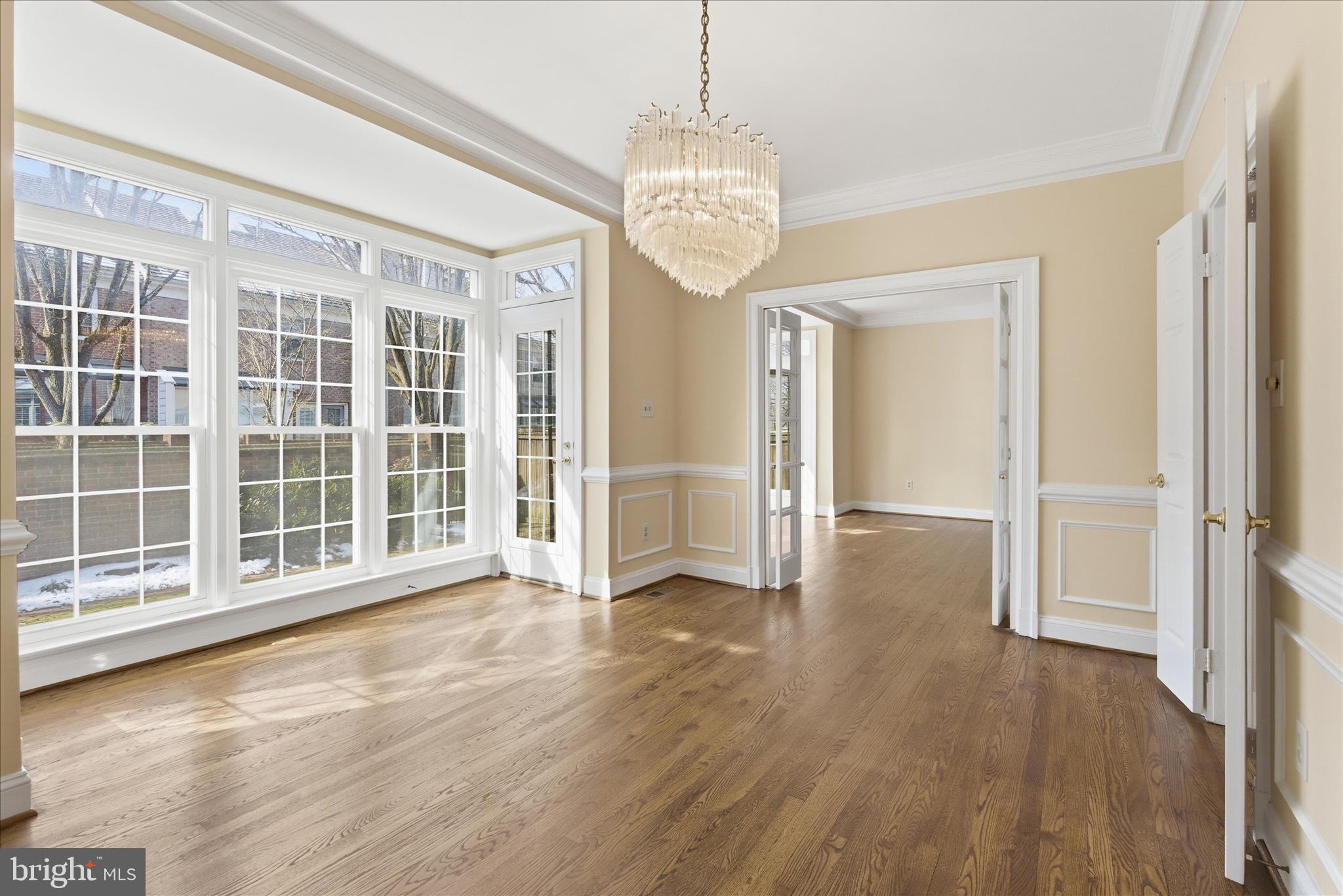 16 MAPLEWOOD PARK COURT