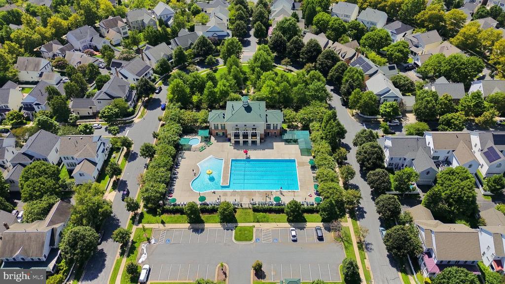 413 LONGHORN CRESCENT