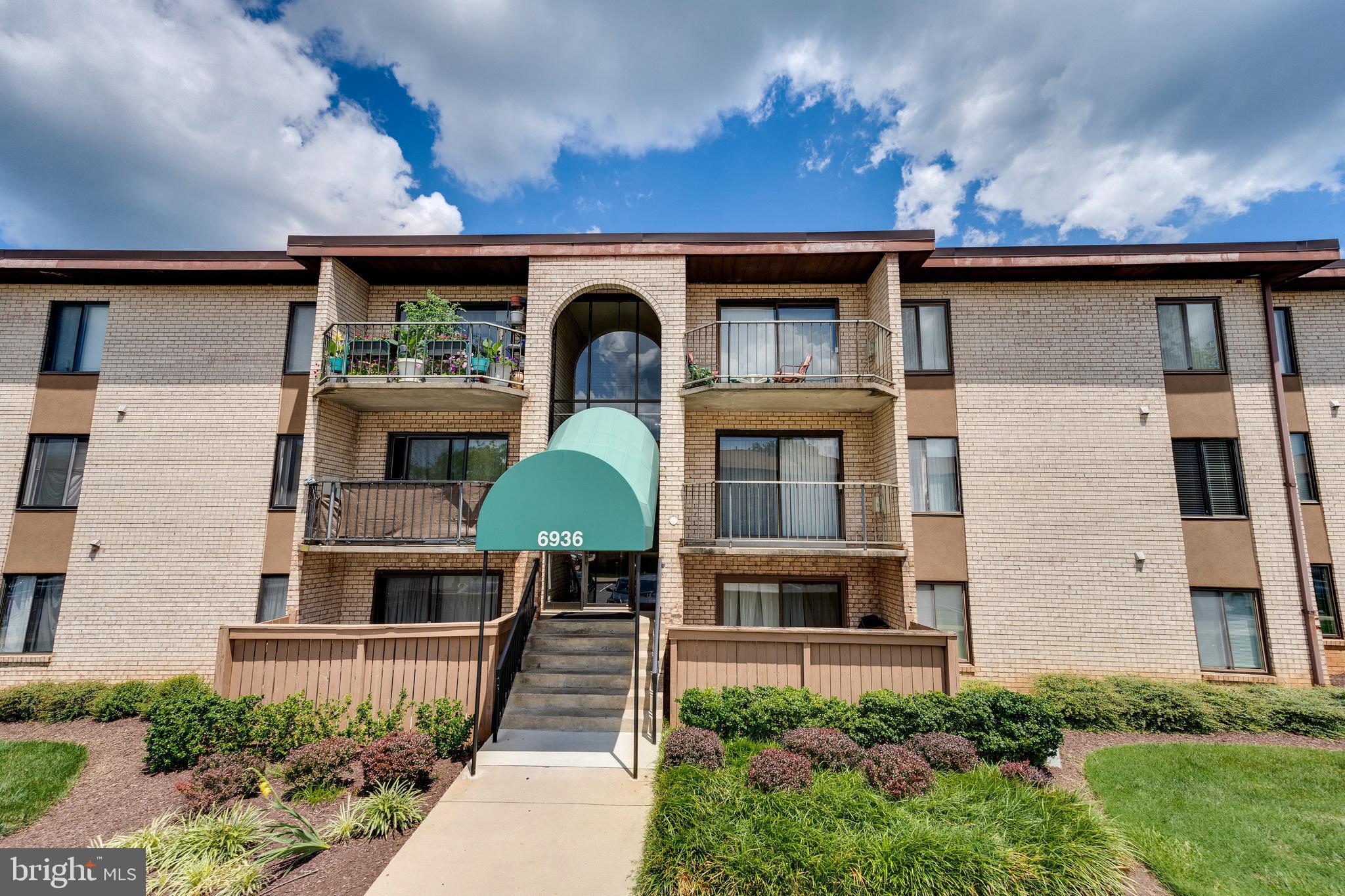 6936 Hanover Pkwy #301