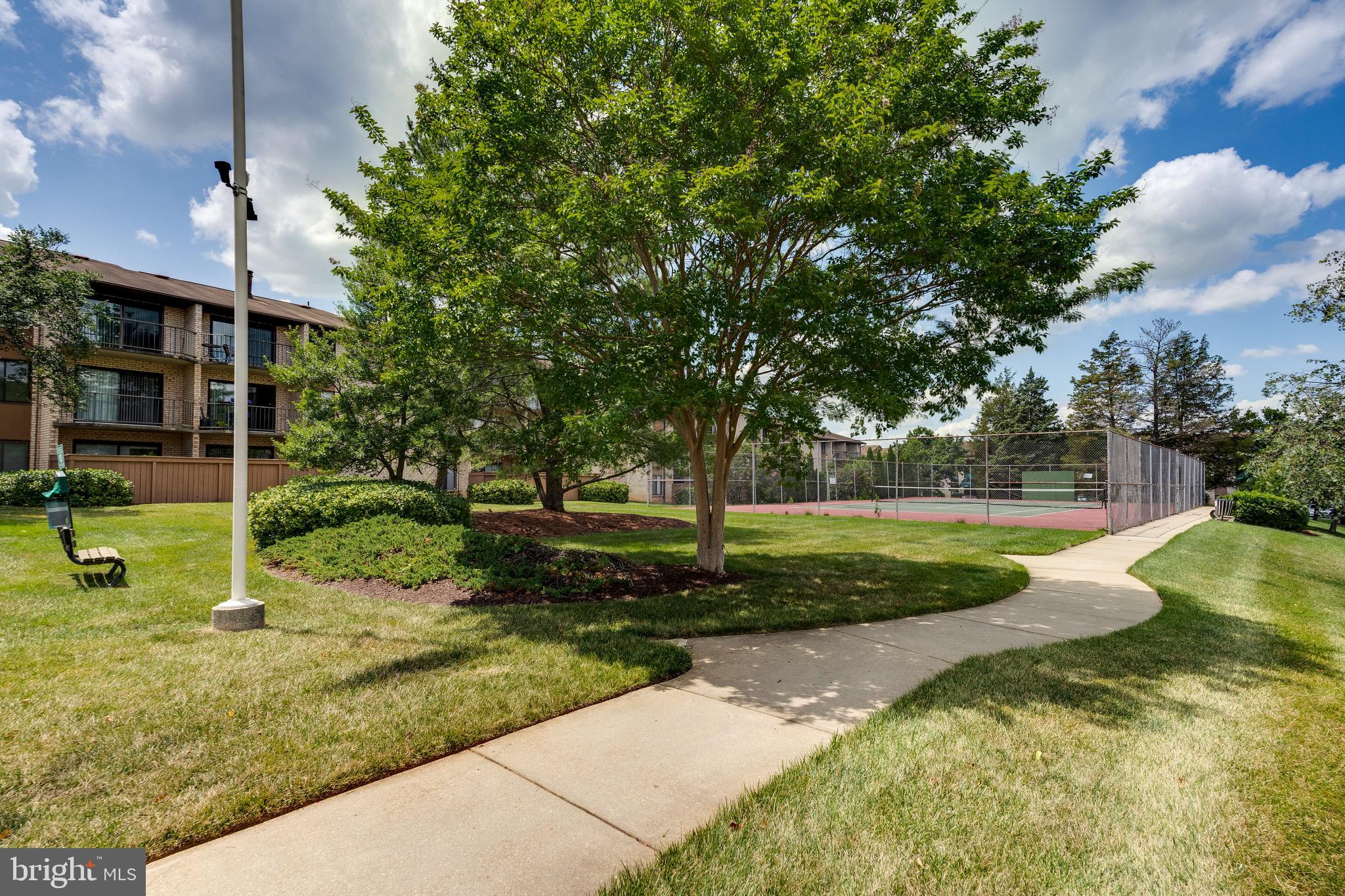 6936 Hanover Pkwy #301