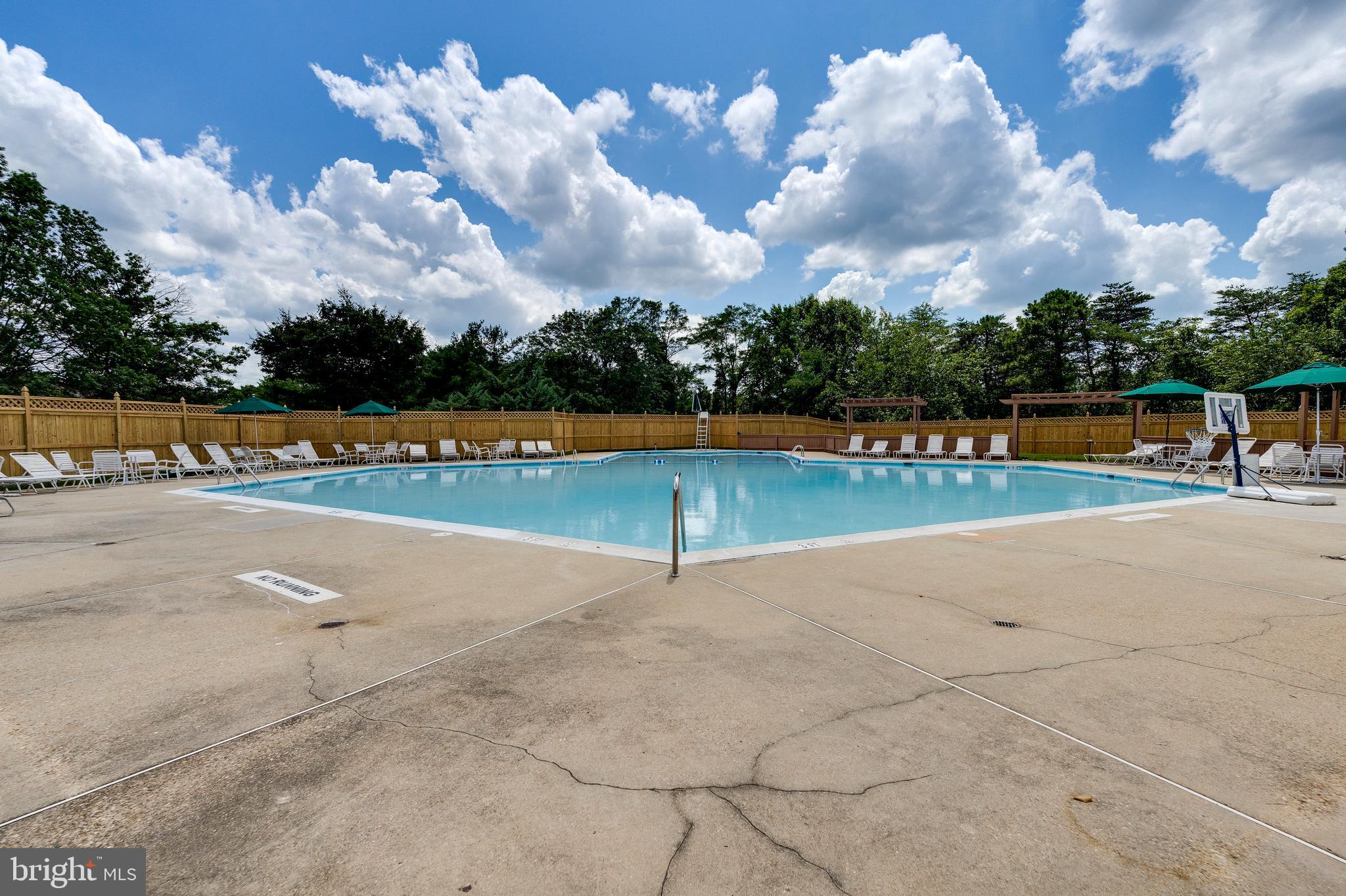 6936 Hanover Pkwy #301